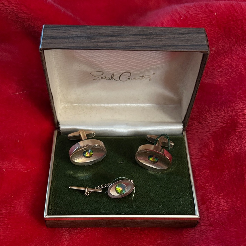 Sarah Coventry Iridescent Cufflinks and Tie Clip Set